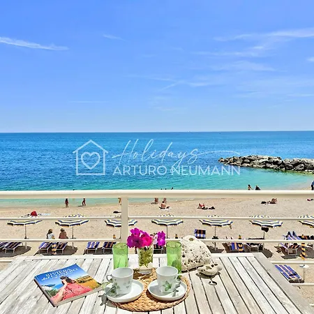 624 - Open Space Con Terrazzo Frontemare Al Fior Di Mare, Climatizzato E Con Posto Auto - Spiaggia Inclusa Nel Prezzo