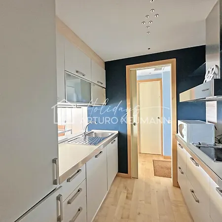 624 - Open Space Con Terrazzo Frontemare Al Fior Di Mare, Climatizzato E Con Posto Auto - Spiaggia Inclusa Nel Prezzo Lejlighed